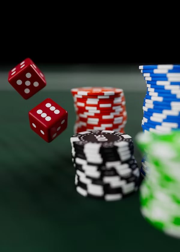 Người dùng Việt Nam chơi game slot online trên điện thoại tại v8club
